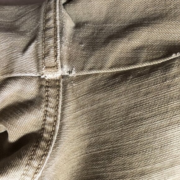 Tommy Hilfiger Khaki Cotton Cargo Shorts - Picture 15 of 16